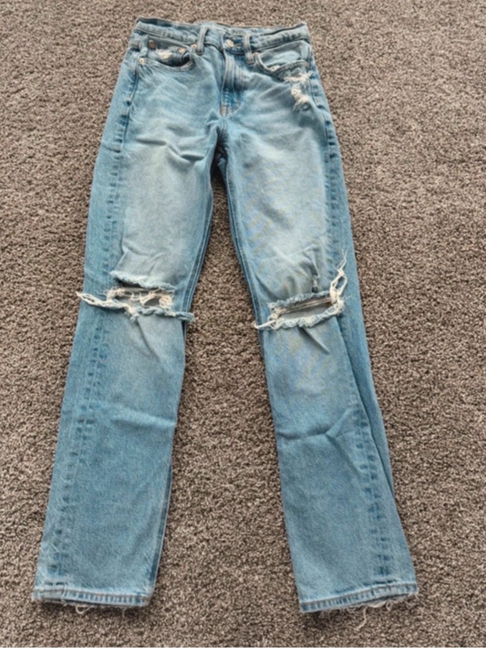 American Eagle Outfitters Light Wash Distressed Straight Leg Jeans